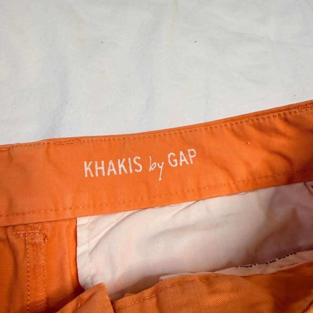 Khakis by Gap Boyfriend Roll-Up Shorts Womens Orange Cotton Shorts Size 6 - Picture 5 of 11